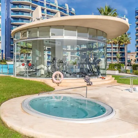 2 Bedroom Stunning In Apartment *