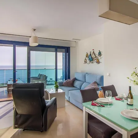 2 Bedroom Stunning In Apartment