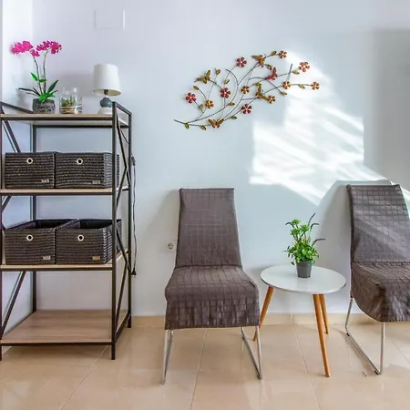 2 Bedroom Stunning In Apartment